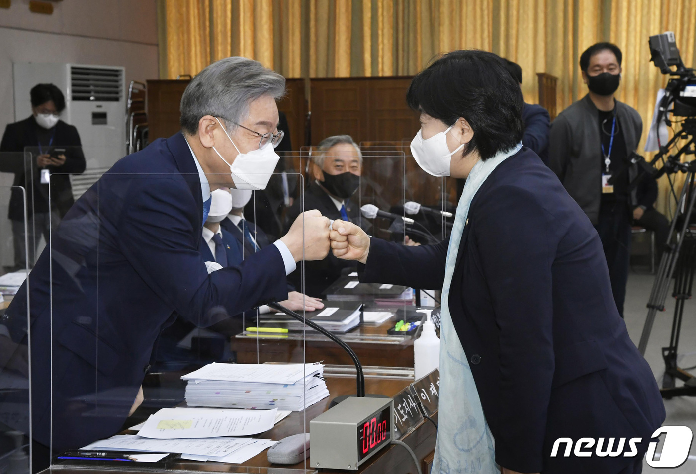 자료제출부실에말바꾸기野이재명발언실시간반박