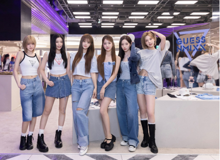 NMIXX, 더현대 서울 팝업스토어 화려한 등장 이미지